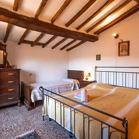 Casa Marcello Castel del Piano (Tuscany)